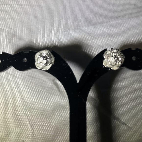 Earring Bundle for Jayellen - Picture 4 of 7